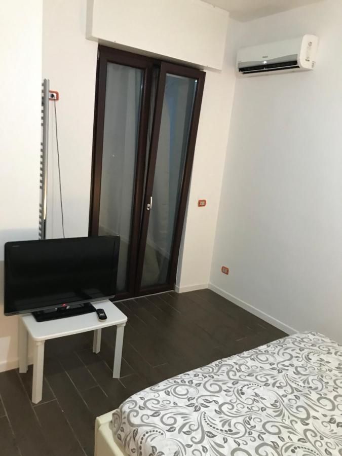 Gaudio B&B Бари Экстерьер фото